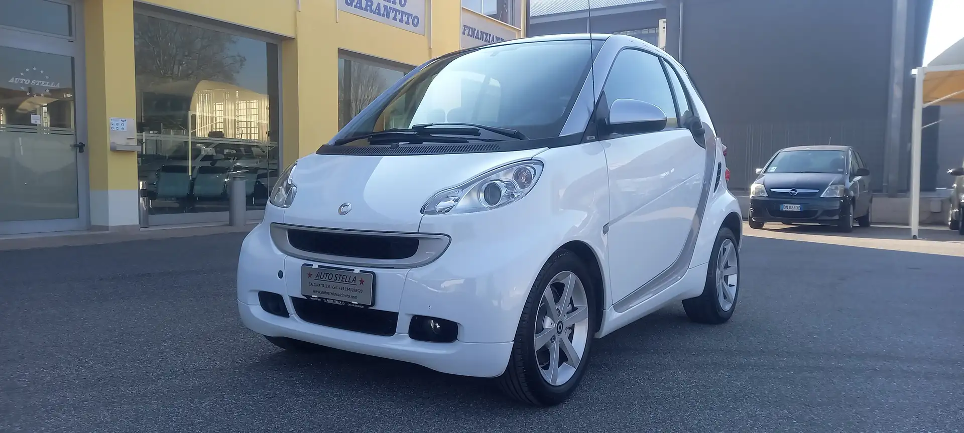 smart forTwo Benzina cc. 1.000 MHD All. Pulse Autom.  x Neopat. Bianco - 1