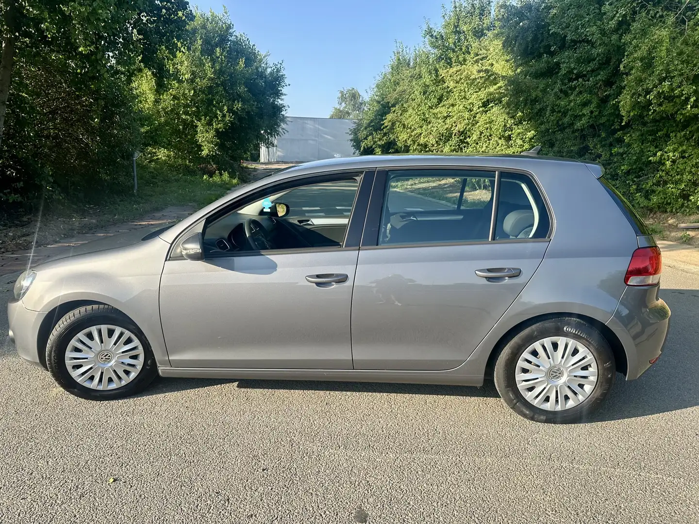 Volkswagen Golf 1.6 CR TDi BlueMotion DPF - 1