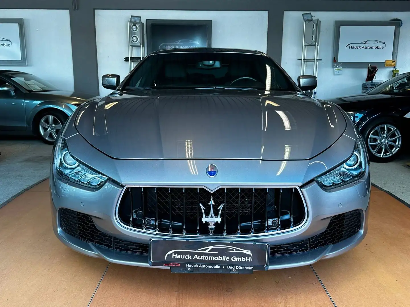Maserati Ghibli V6 LEDER/SITZLÜFTUNG/MEMORY/TOTWINKEL/LED Gris - 2