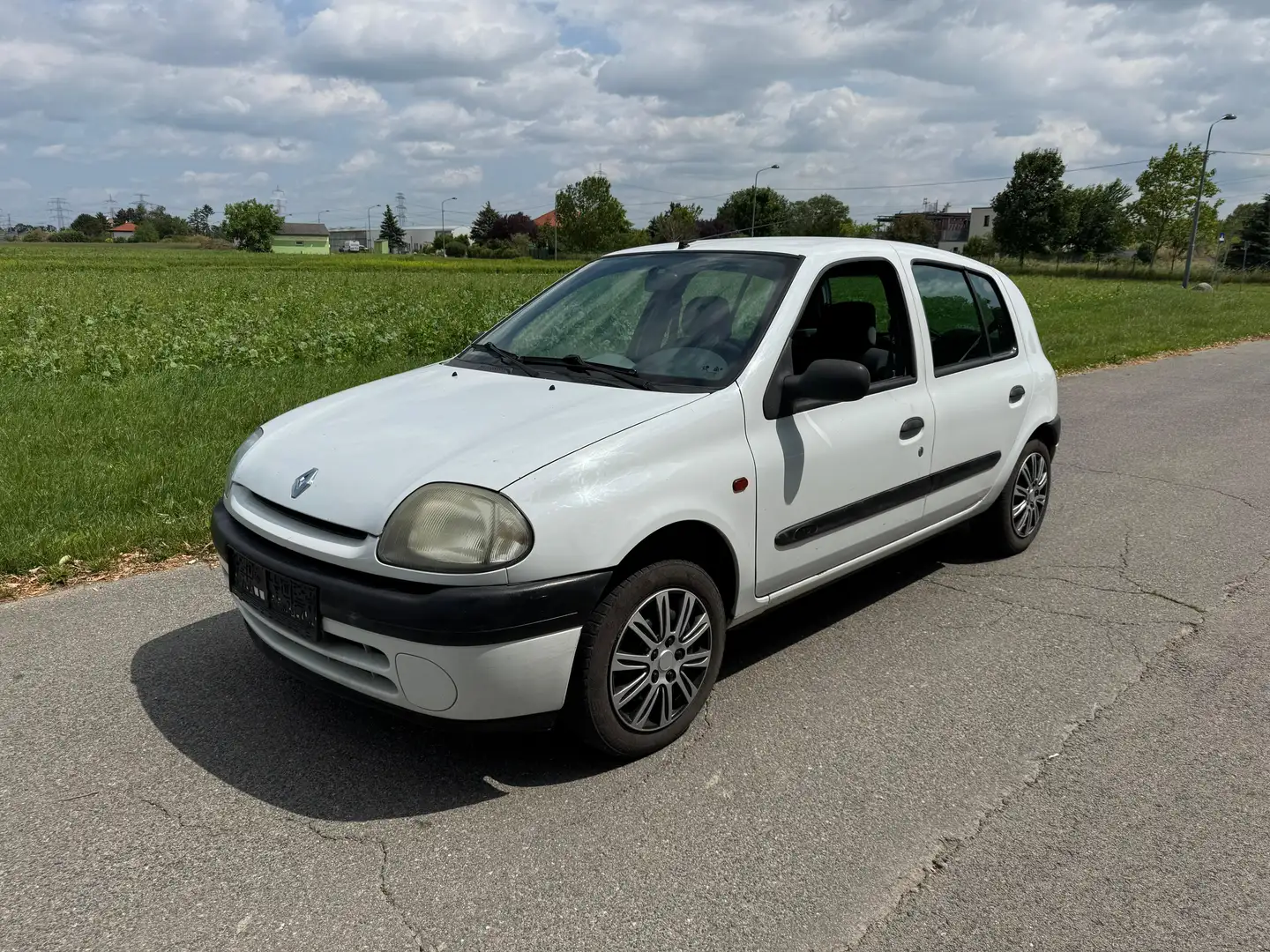 Renault Clio Campus 1,2 *NUR 108.500km* 8-fach bereift Weiß - 1