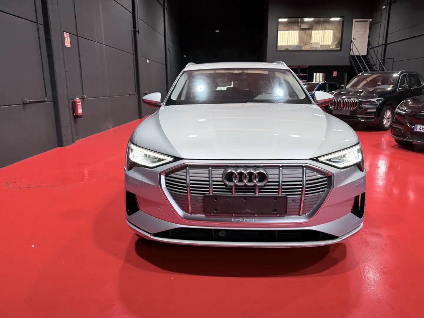Audi e-tron 50 quattro Gris - 2