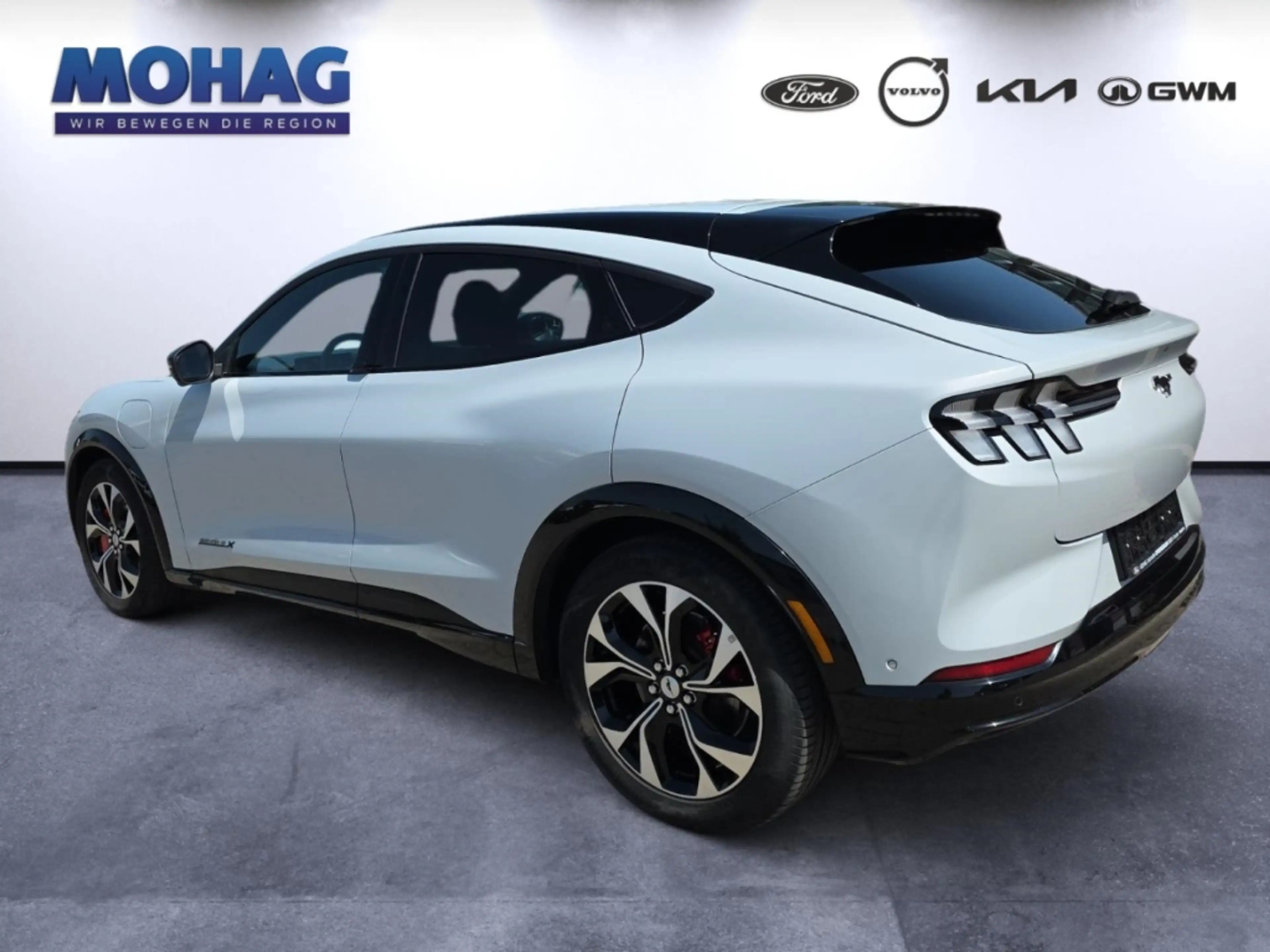 Ford Mustang Mach-E Premium Leder Navi 610 Km Reichweite — photo 4
