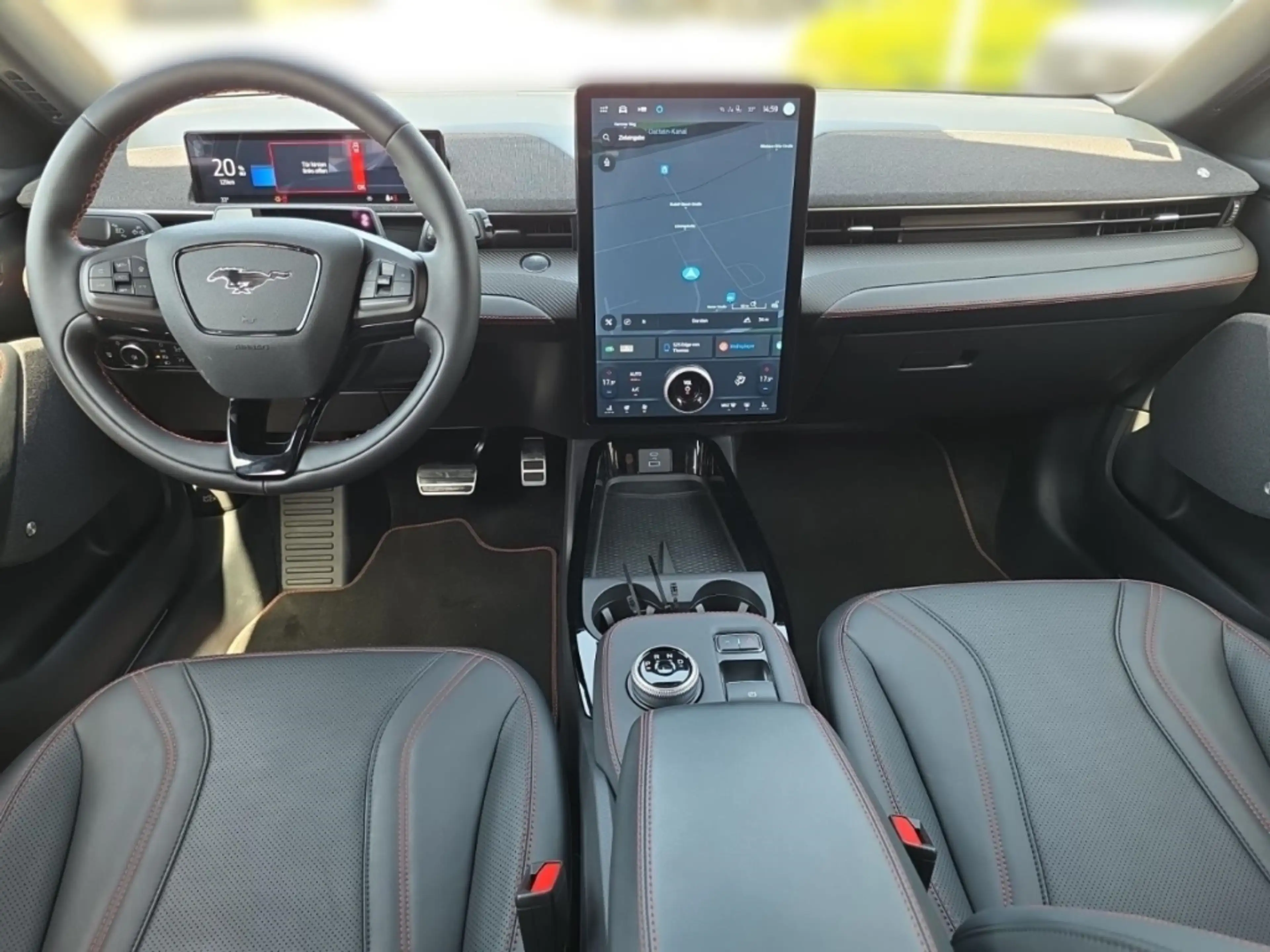 Ford Mustang Mach-E Premium Leder Navi 610 Km Reichweite — photo 10