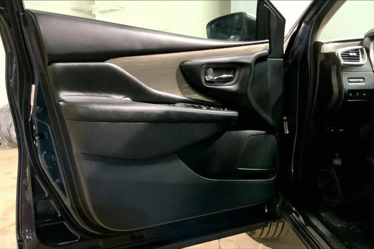 Nissan Murano снимка Nissan Murano
