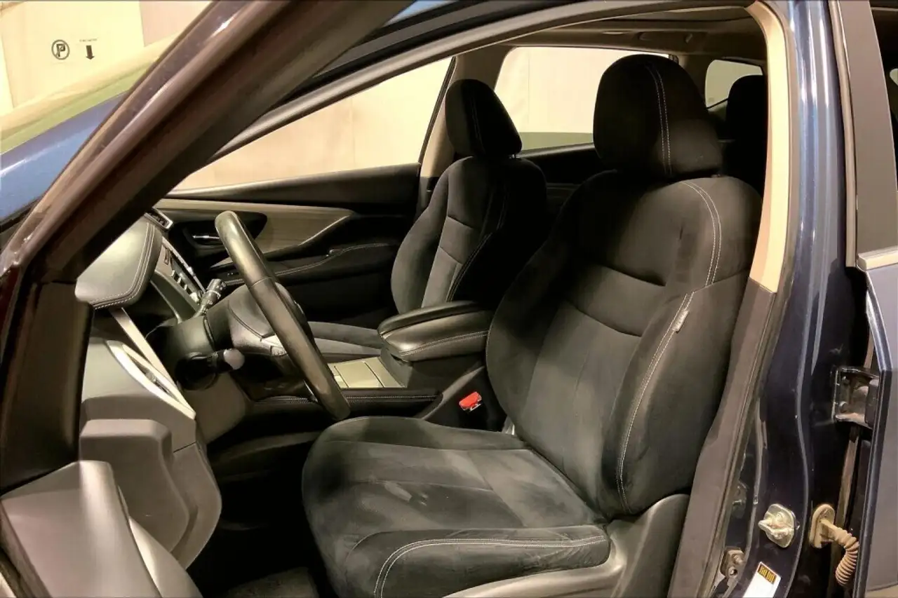 Nissan Murano снимка Nissan Murano
