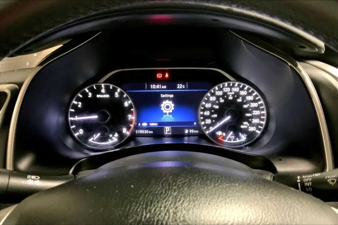 Nissan Murano снимка Nissan Murano