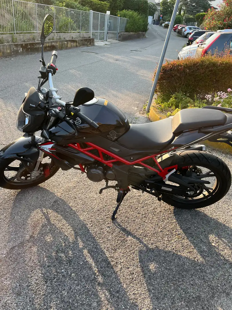 Benelli 125 Sport Rood - 2