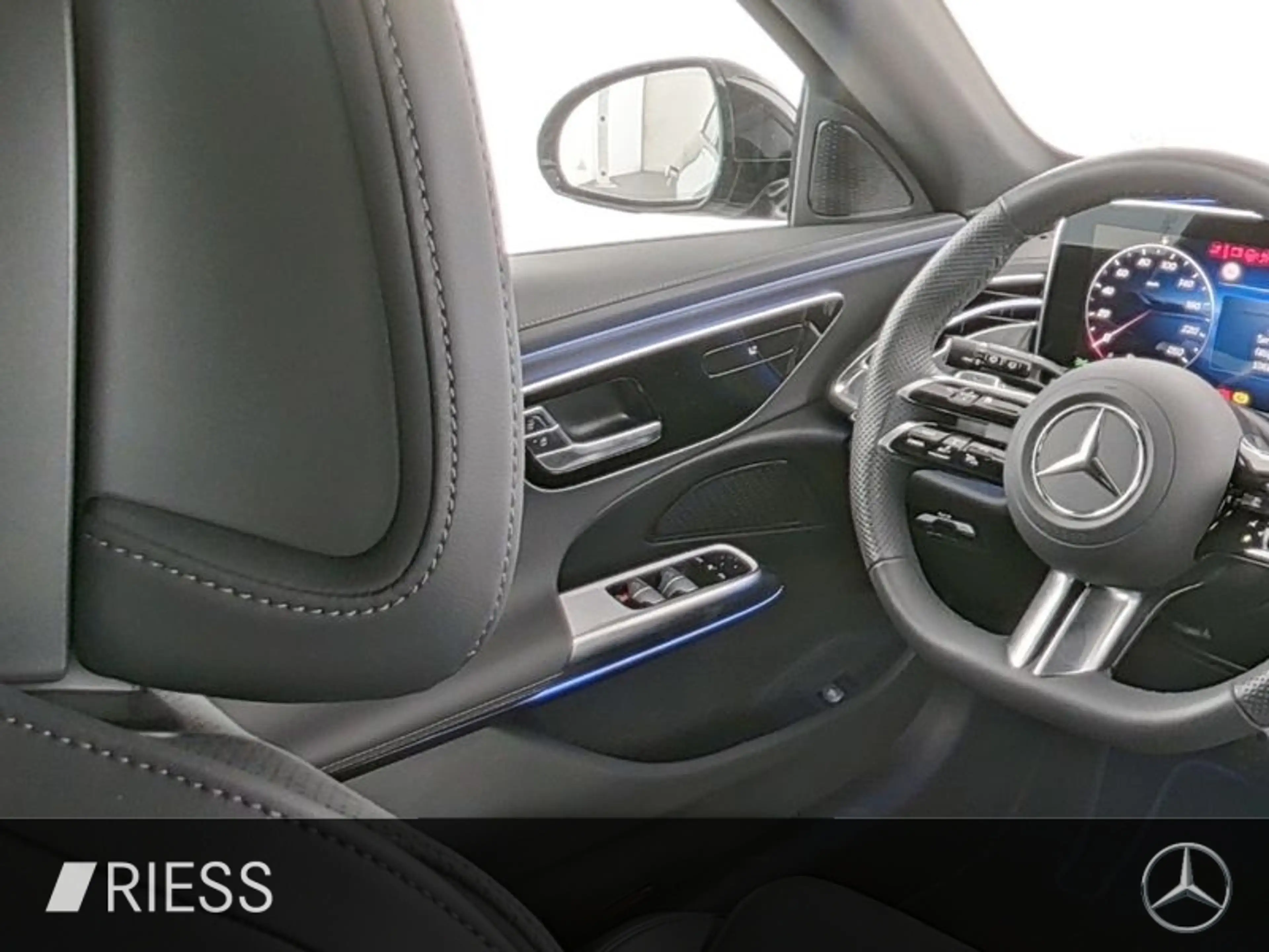 Mercedes-Benz E 200 T-Modell AHK AUT Kam. KeyLess KlimaA LED — photo 9