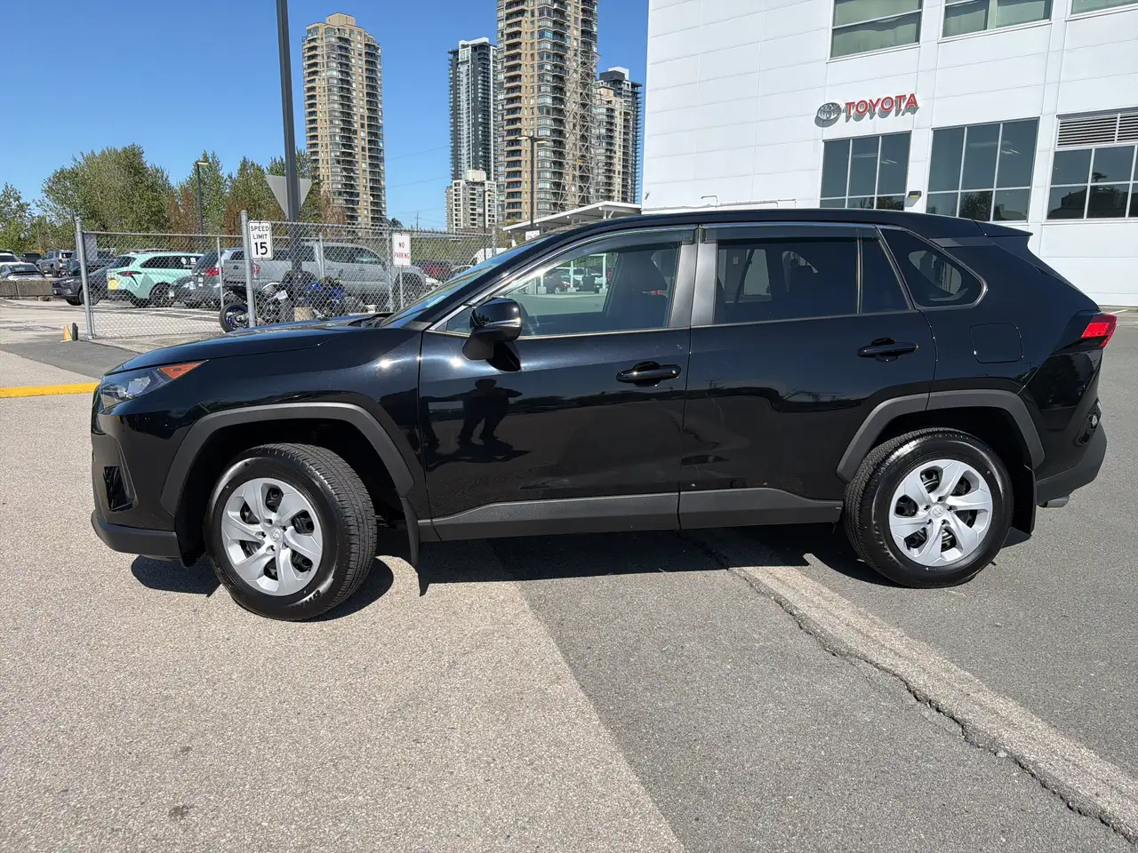 Toyota RAV 4 снимка Toyota RAV 4