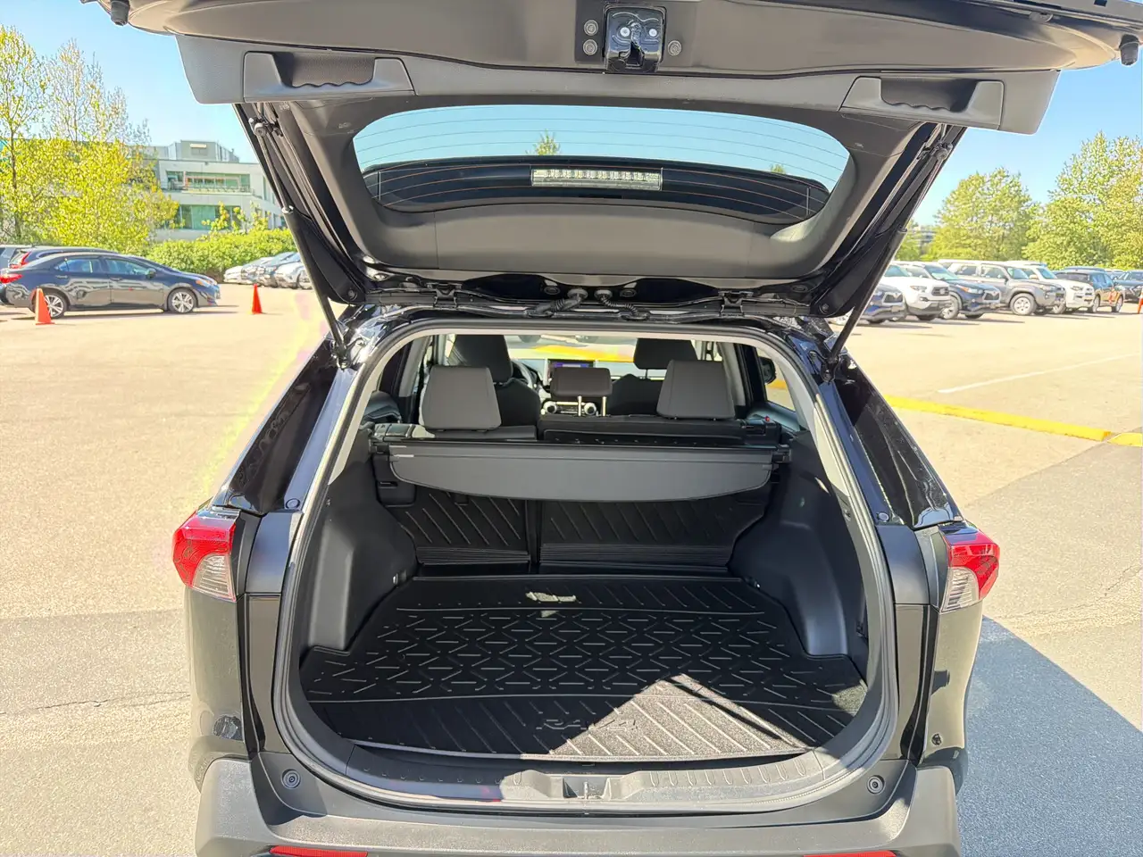Toyota RAV 4 снимка Toyota RAV 4