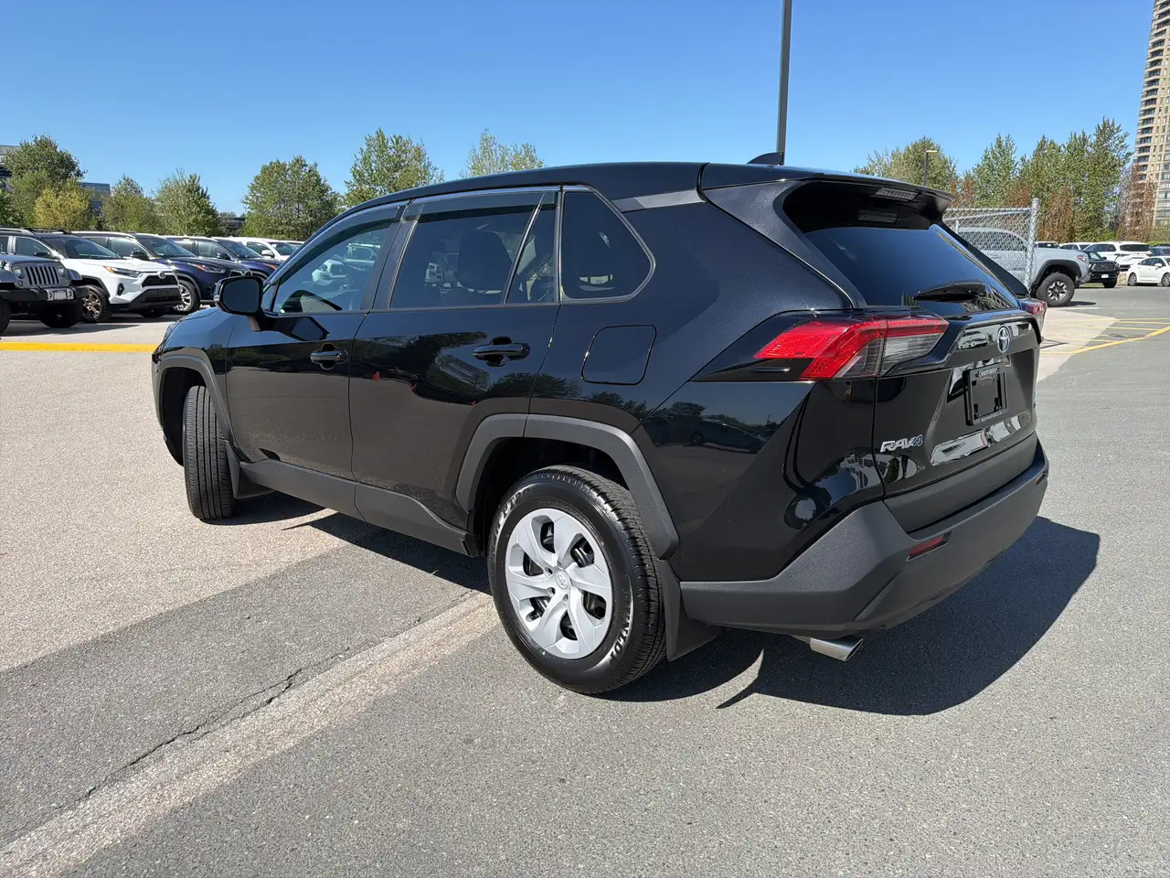 Toyota RAV 4 снимка Toyota RAV 4