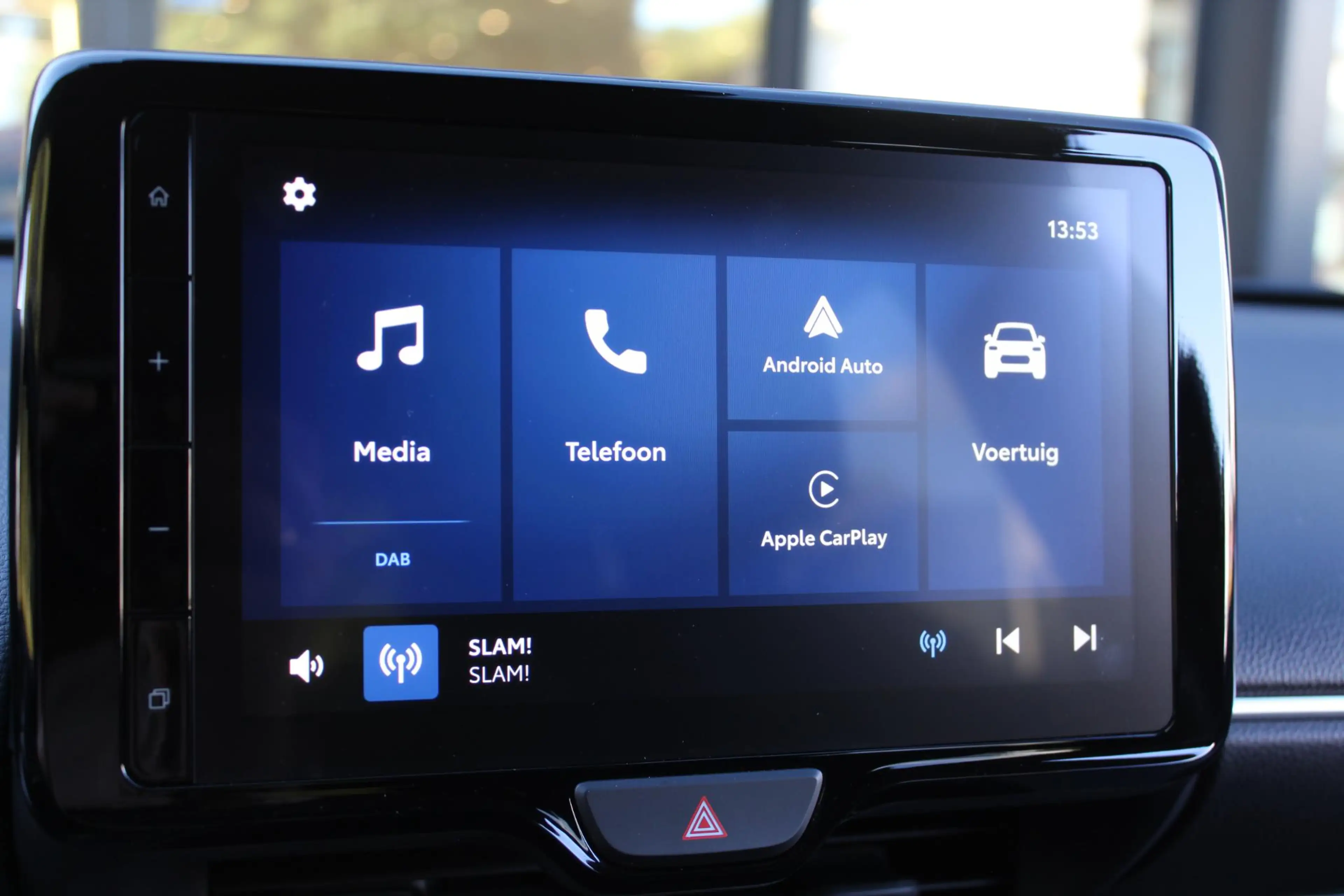 Toyota Yaris 1.5 Hybrid 115 Dynamic — photo 19