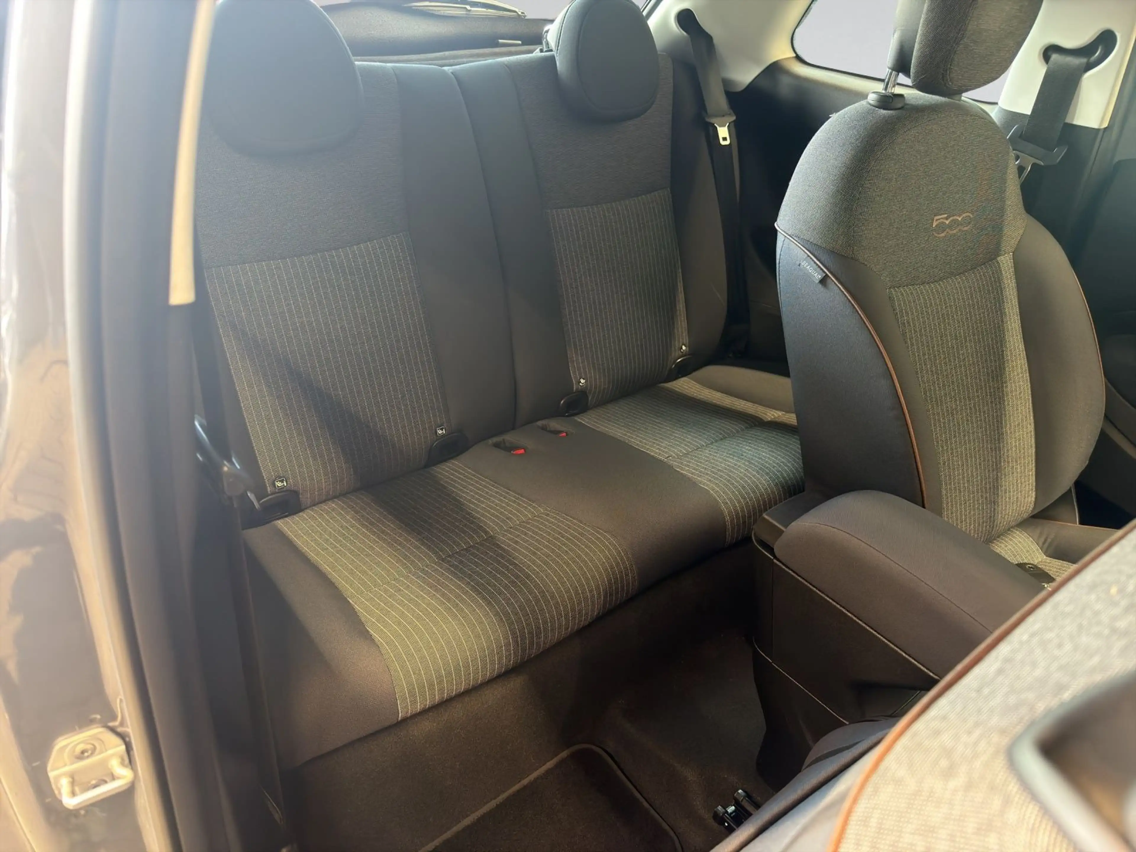Fiat 500e Icon — photo 8