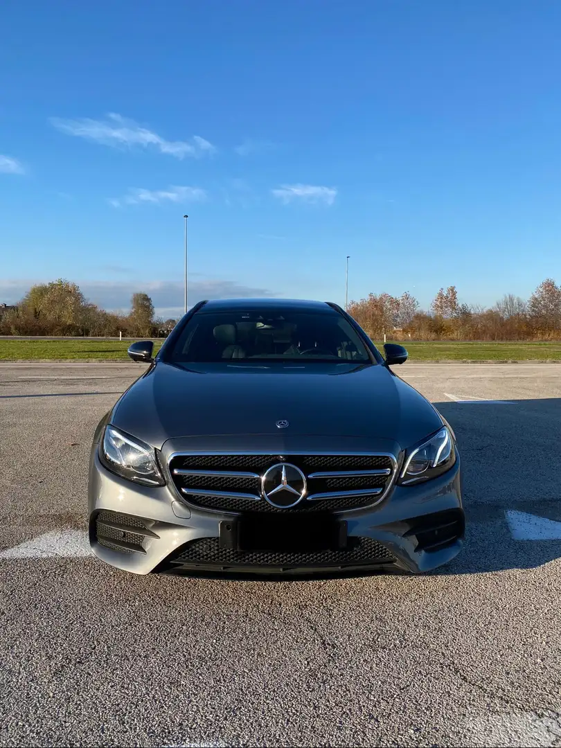 Mercedes-Benz E 400 SW d Premium 4matic auto Grigio - 1