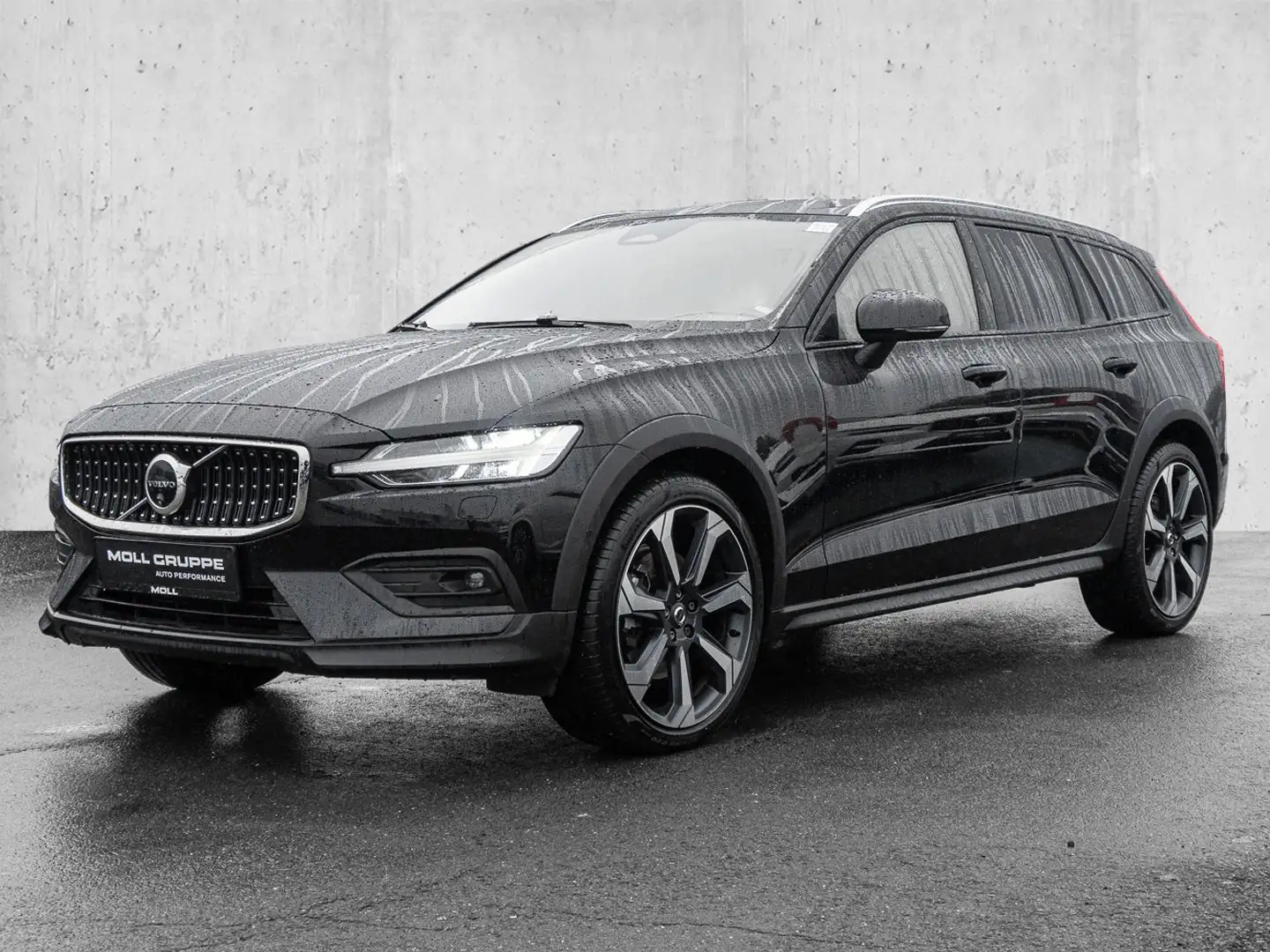 Volvo V60 Cross Country B4 (Diesel) AWD Plus LED 360Grad Harman/Kardon Schwarz - 2
