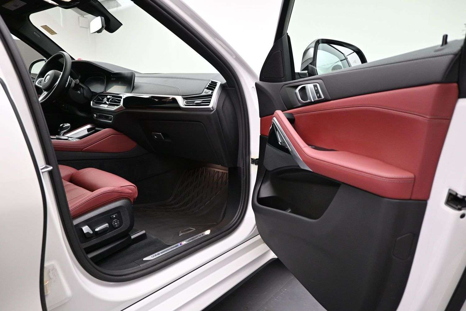 2022 BMW X6 40i x-DRIVE PREMIUM ESSENTIAL, M CARBON PACKAGE, P thumb 35