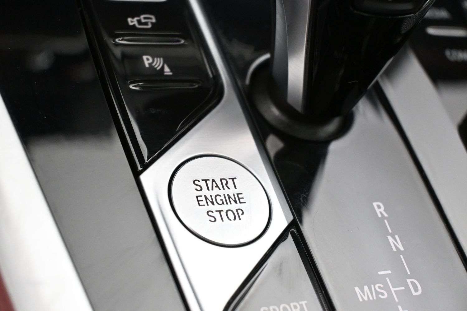 2022 BMW X6 40i x-DRIVE PREMIUM ESSENTIAL, M CARBON PACKAGE, P thumb 10