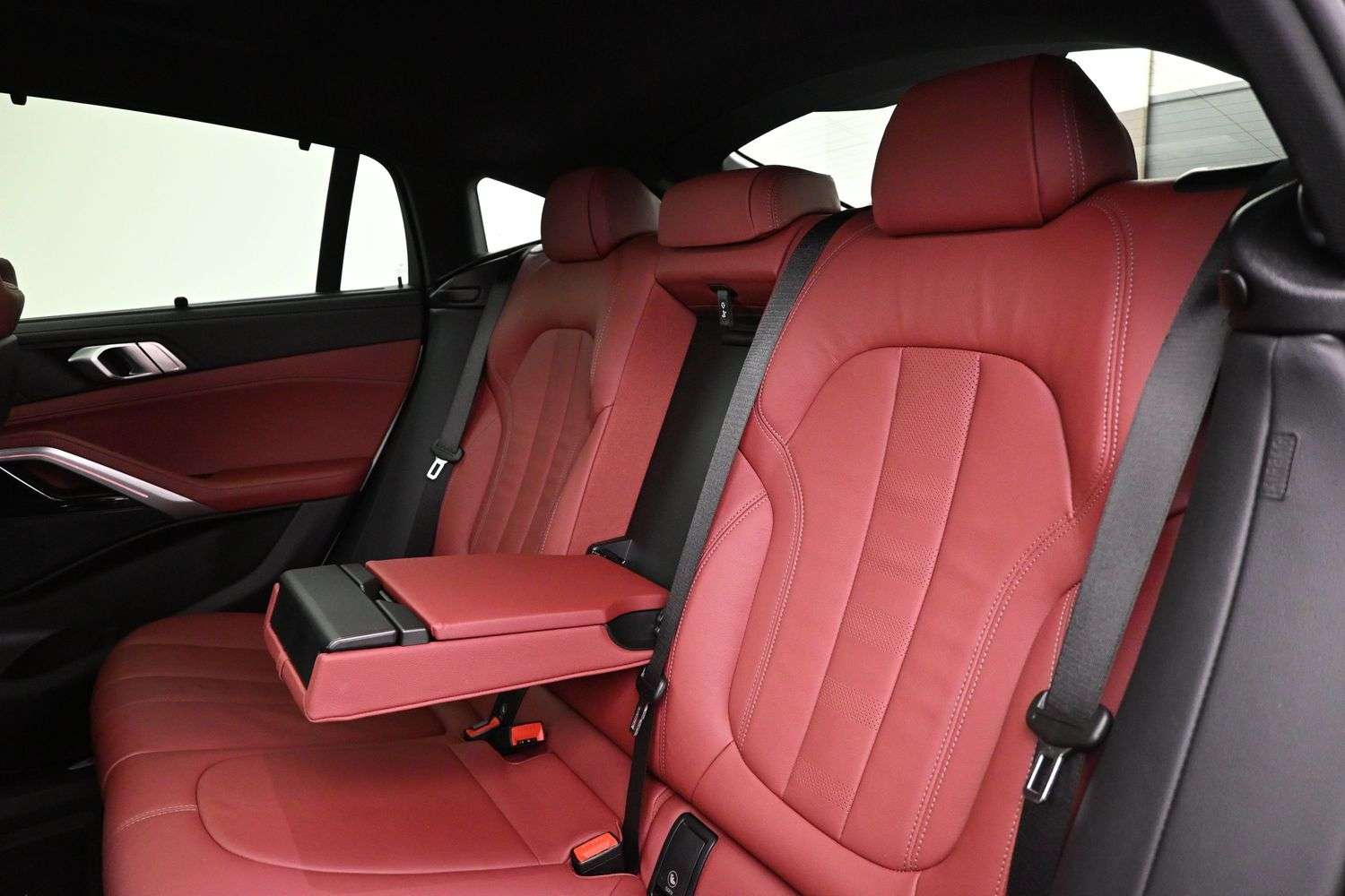2022 BMW X6 40i x-DRIVE PREMIUM ESSENTIAL, M CARBON PACKAGE, P thumb 24
