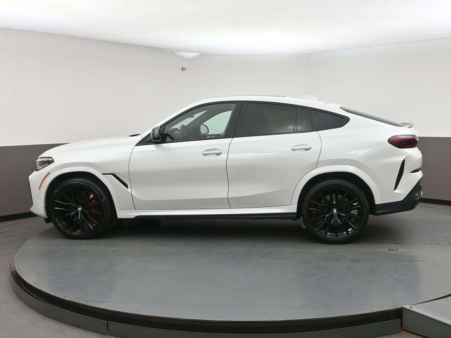 2022 BMW X6 40i x-DRIVE PREMIUM ESSENTIAL, M CARBON PACKAGE, P thumb 39
