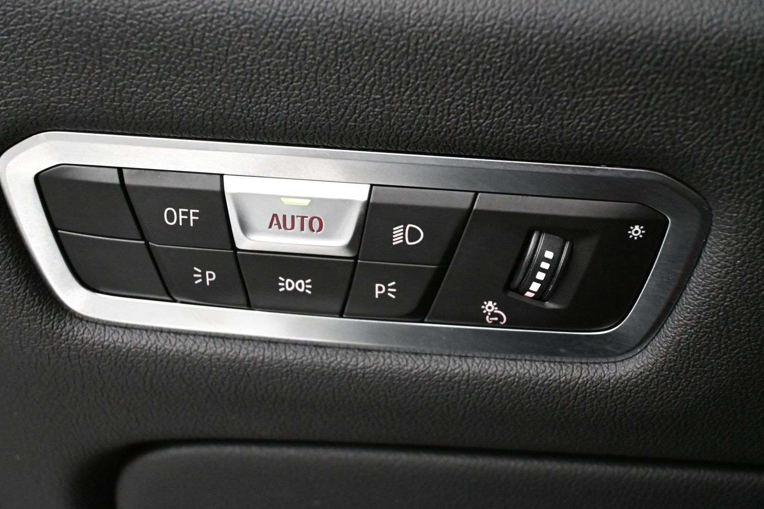 2022 BMW X6 40i x-DRIVE PREMIUM ESSENTIAL, M CARBON PACKAGE, P thumb 17