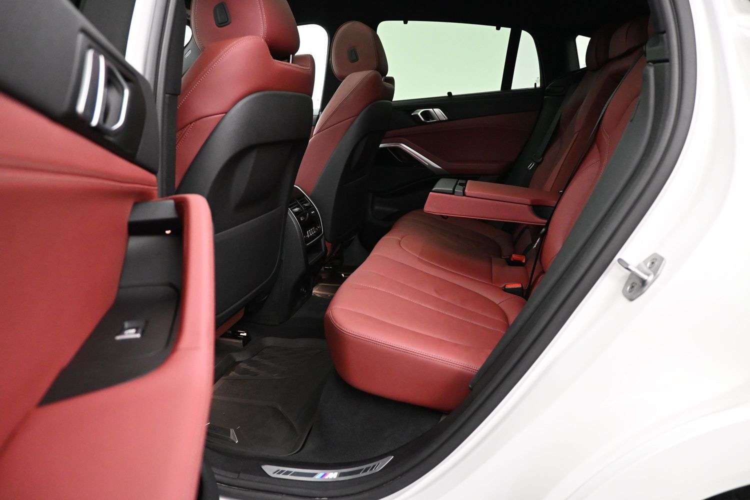 2022 BMW X6 40i x-DRIVE PREMIUM ESSENTIAL, M CARBON PACKAGE, P thumb 25