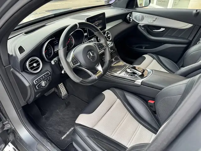 Mercedes-Benz GLC view 9