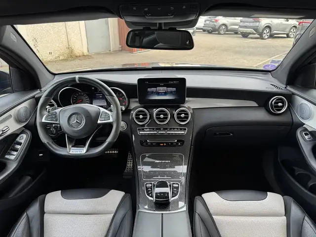 Mercedes-Benz GLC view 15