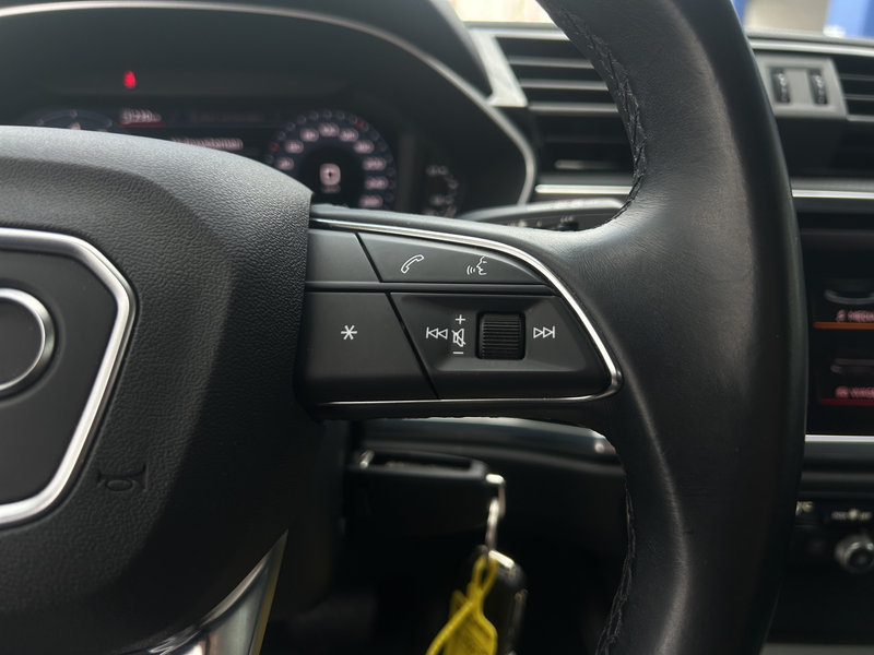 Audi Q3 35 TFSI Pro Line | LED | Cruise Adaptive | Clima | — photo 14