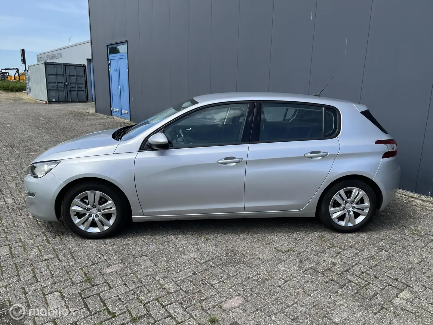 Peugeot 308 1.6 THP Blue Lease, trekhaak, navi Grijs - 2