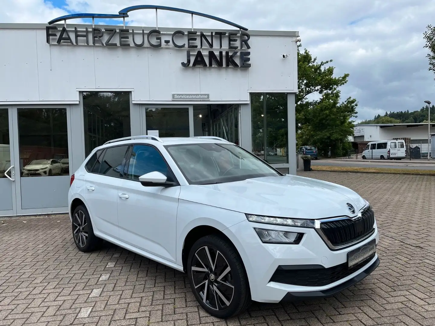 Skoda Kamiq Style +elektr. Heckklappe / Navi / LED+ Weiß - 1