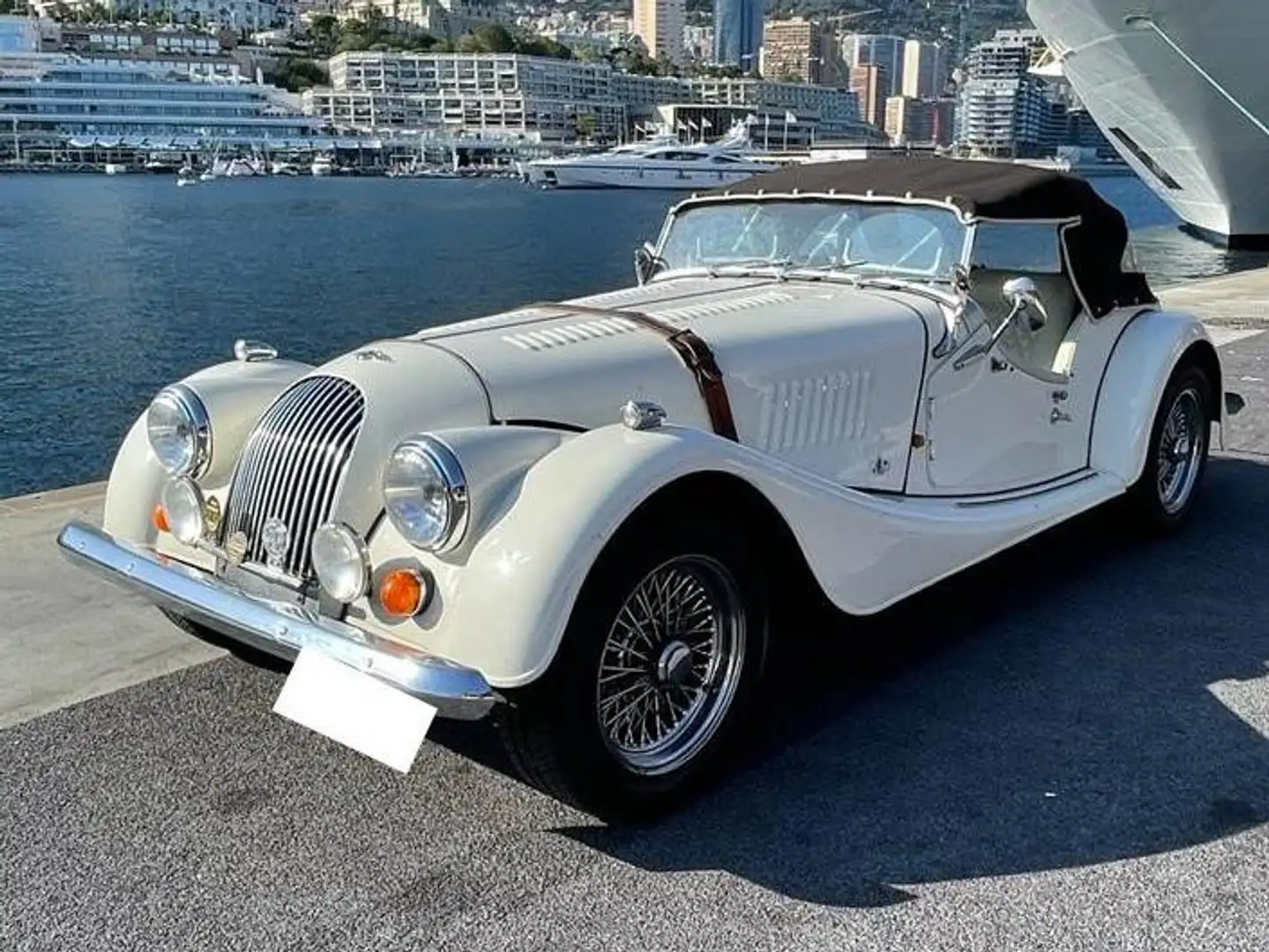 Morgan Plus 4 Roadster 2-Seater Base Beyaz - 2