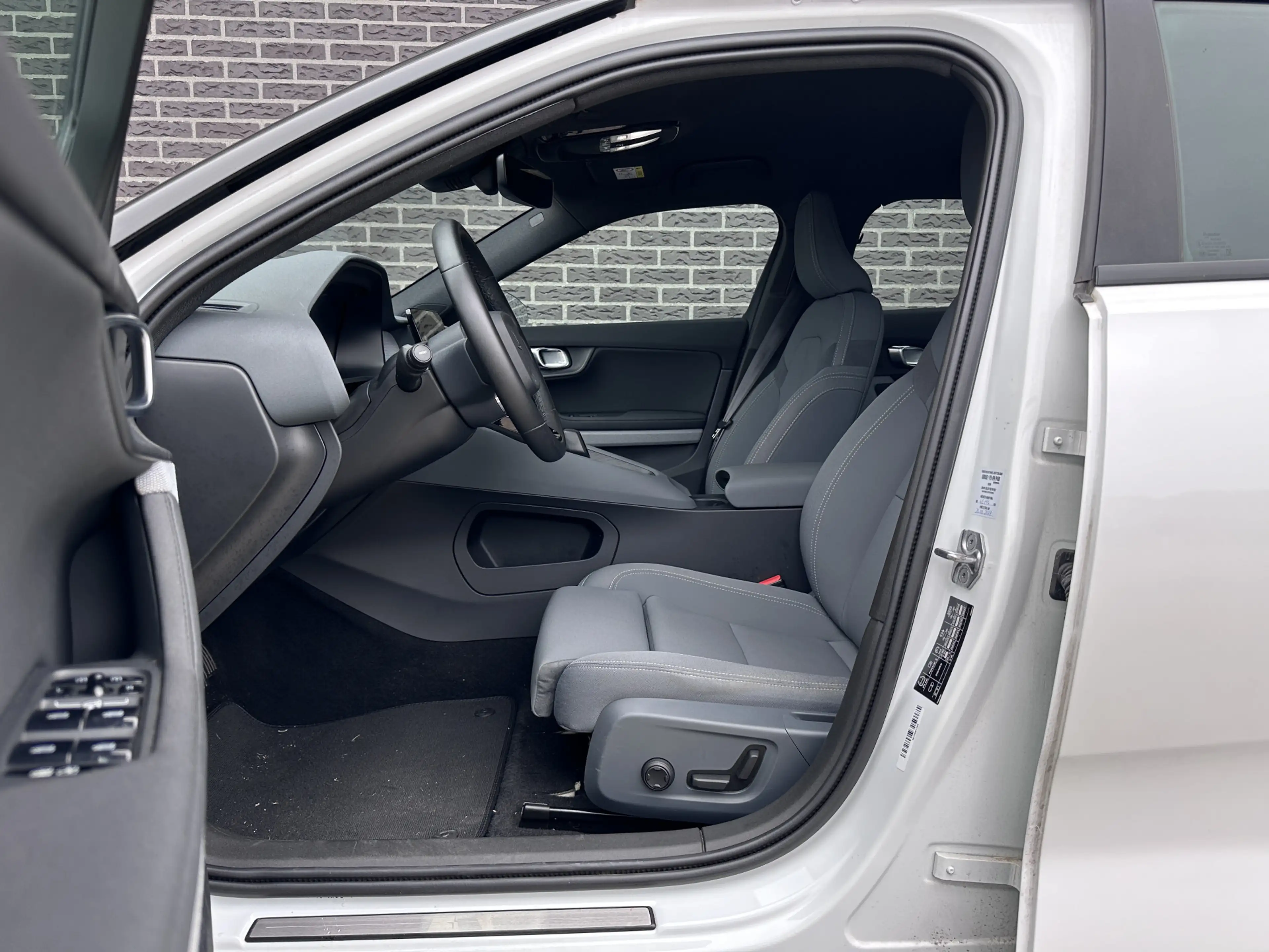 Polestar 2 Standard Range Single Motor 63kWh | Camera | Googl — photo 11