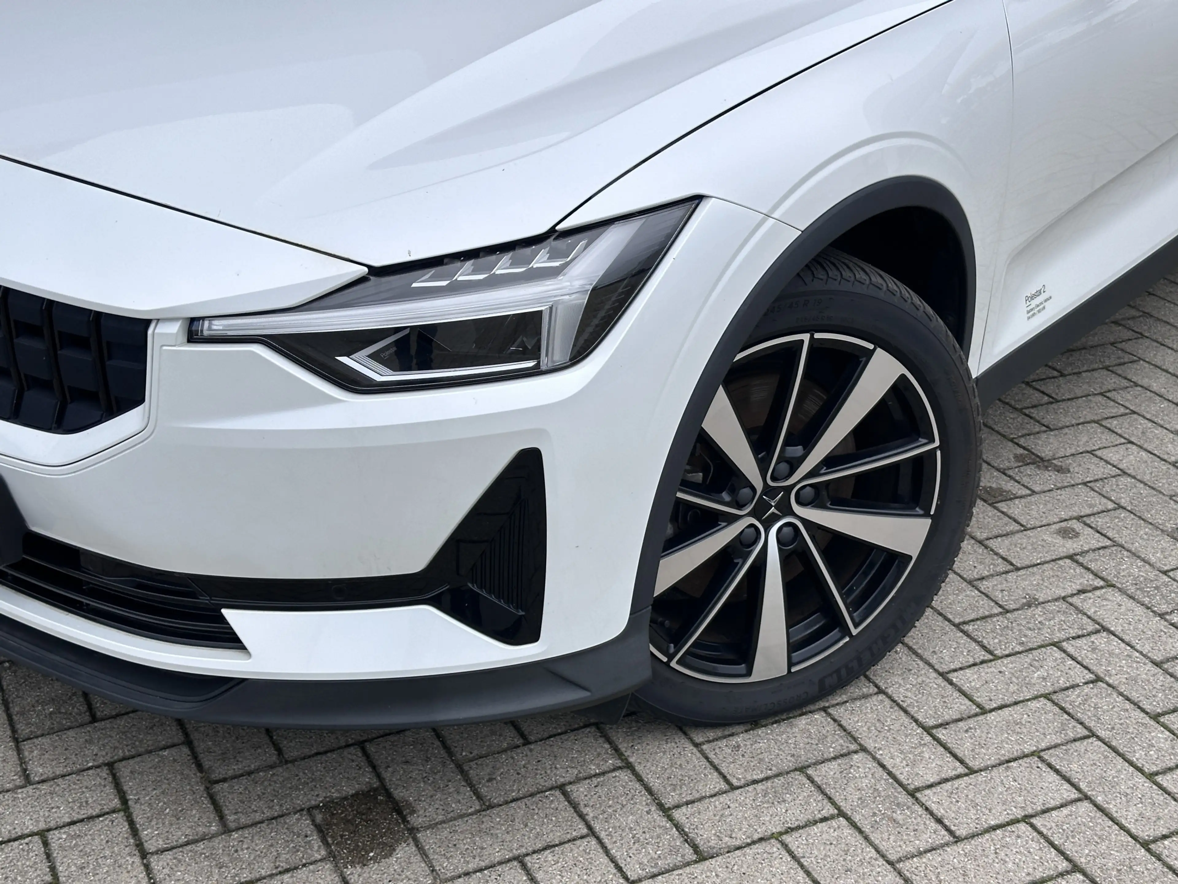 Polestar 2 Standard Range Single Motor 63kWh | Camera | Googl — photo 12