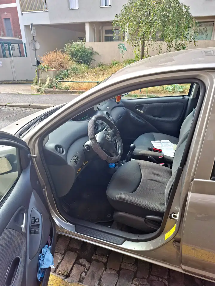 Toyota Yaris Yaris — photo 4