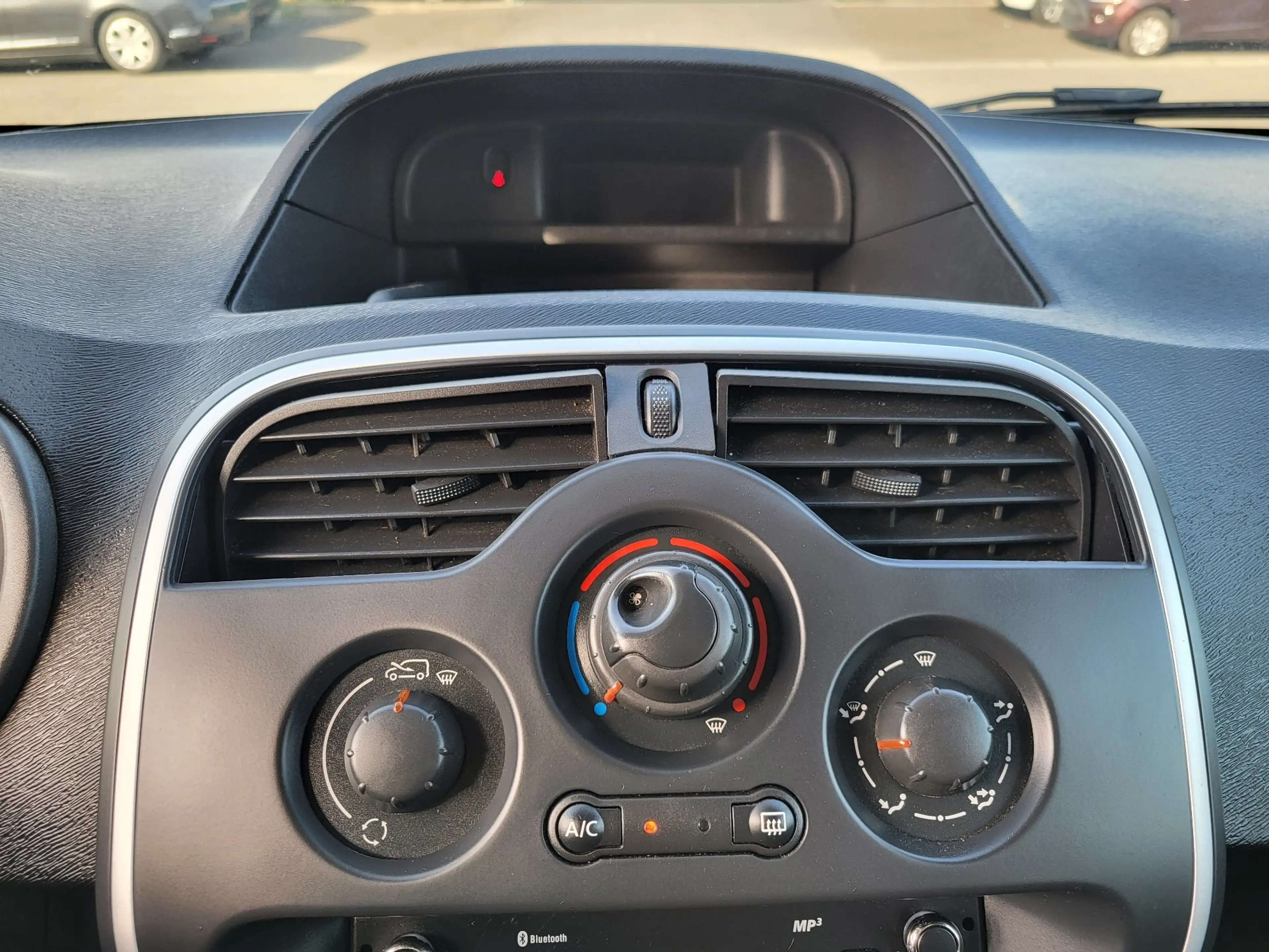 Renault Kangoo — photo 11