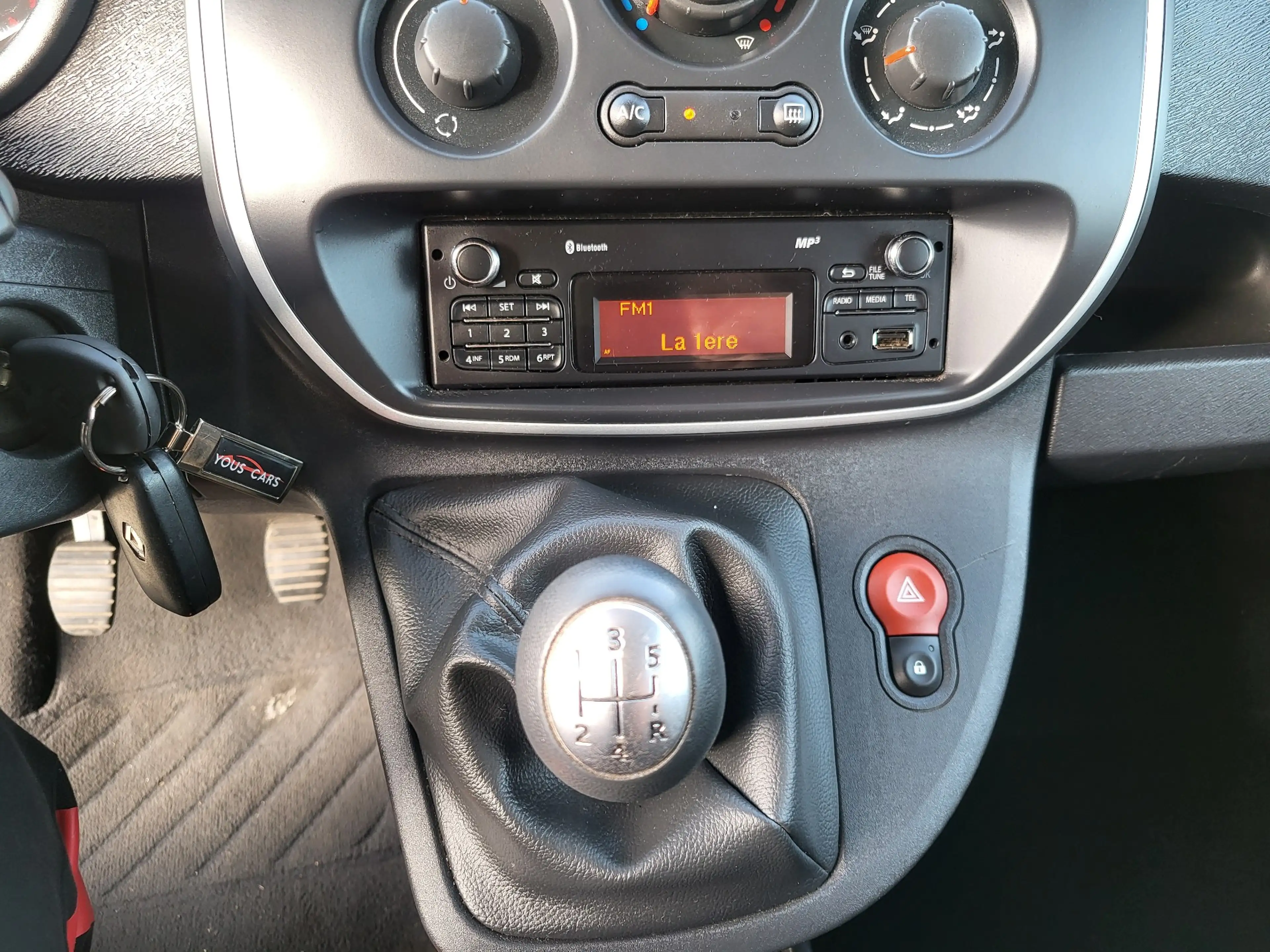 Renault Kangoo — photo 12