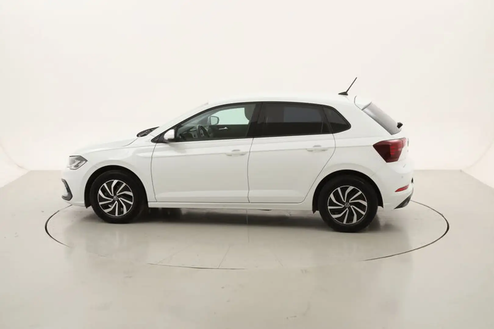 Volkswagen Polo Life 1.0 Benzina 95CV Bianco - 2
