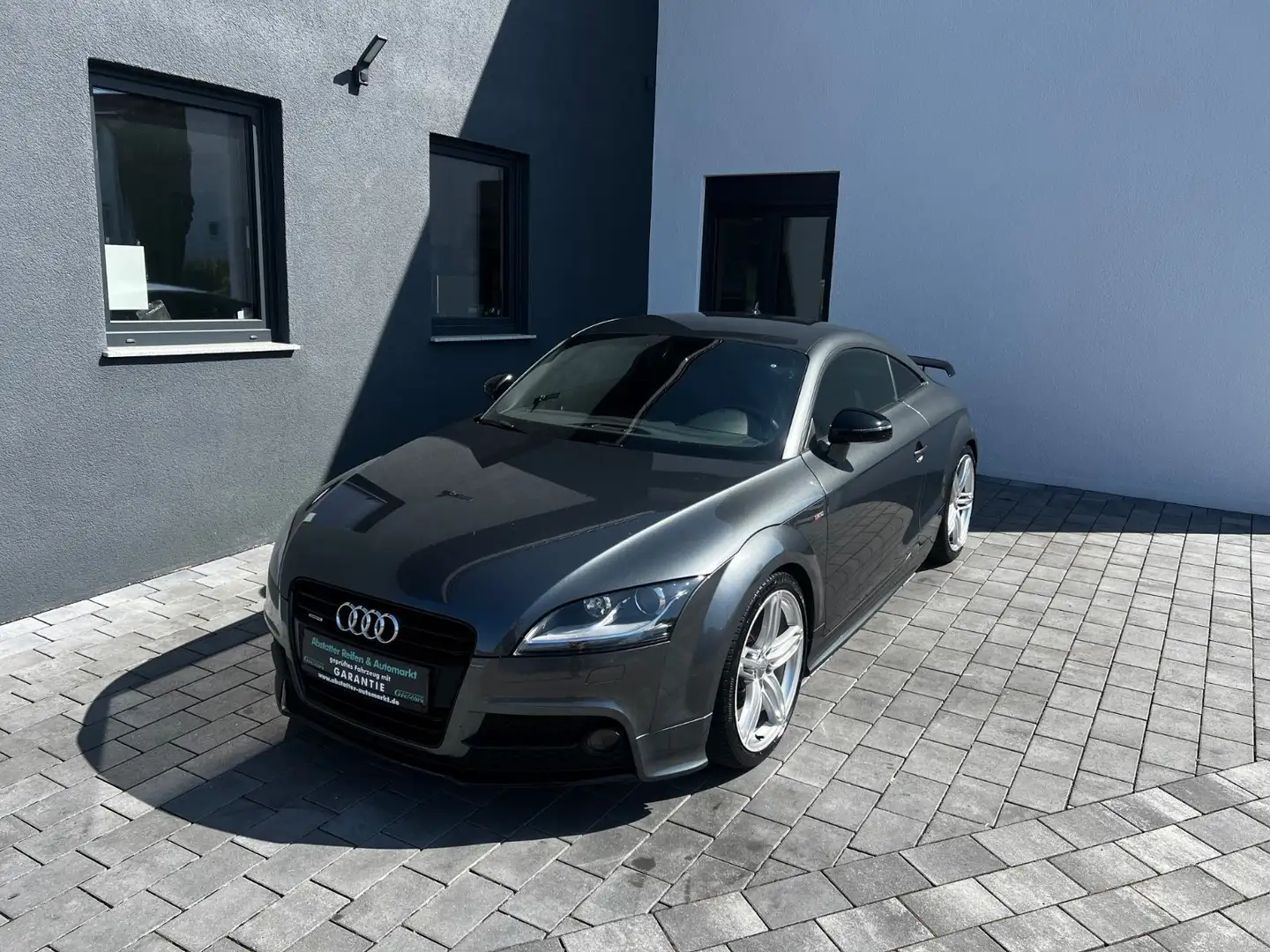 Audi TT 2.0 TDI Coupe quattro/S-line Grau - 1