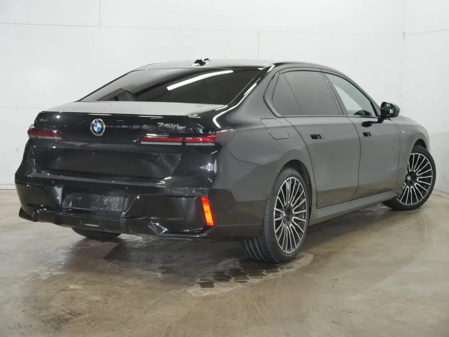 BMW 740 d xDrive Limousine M Paket Pro Executive Lounge Dr Schwarz - 2