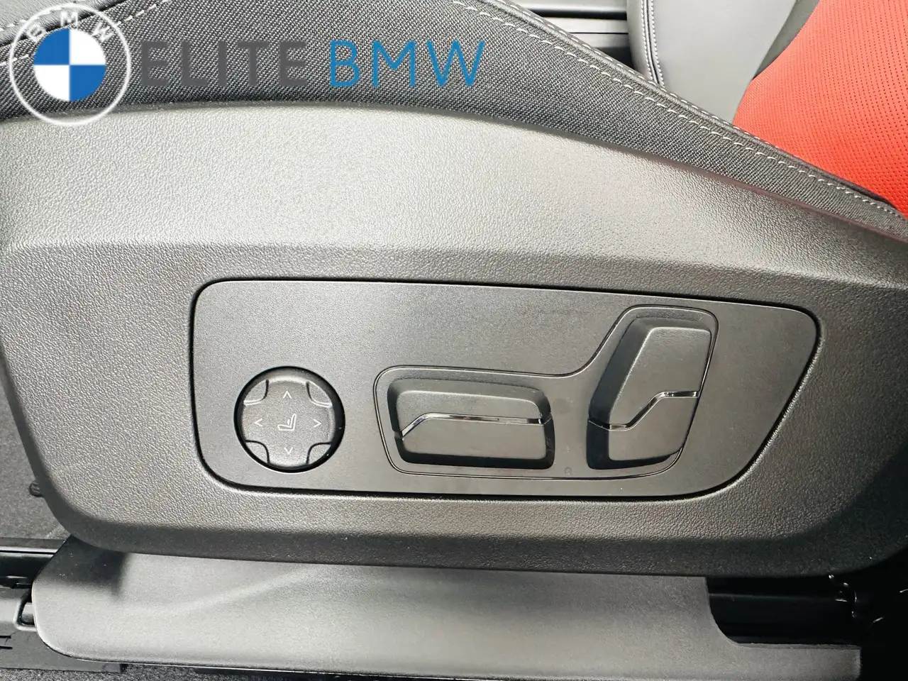 BMW X1 снимка BMW X1