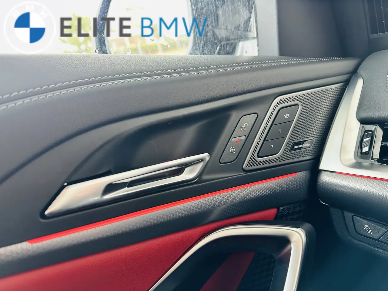 BMW X1 снимка BMW X1