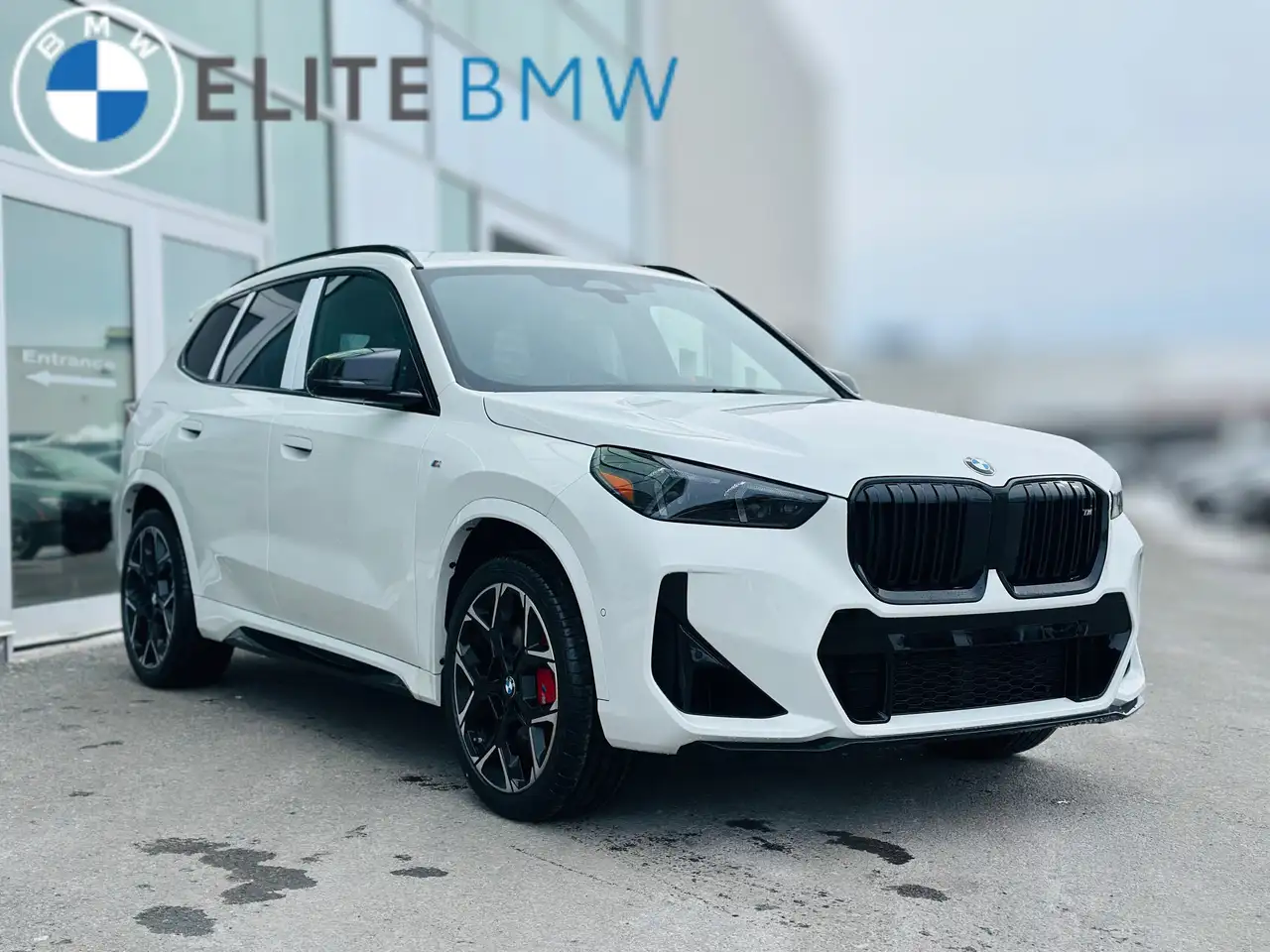 BMW X1 снимка BMW X1