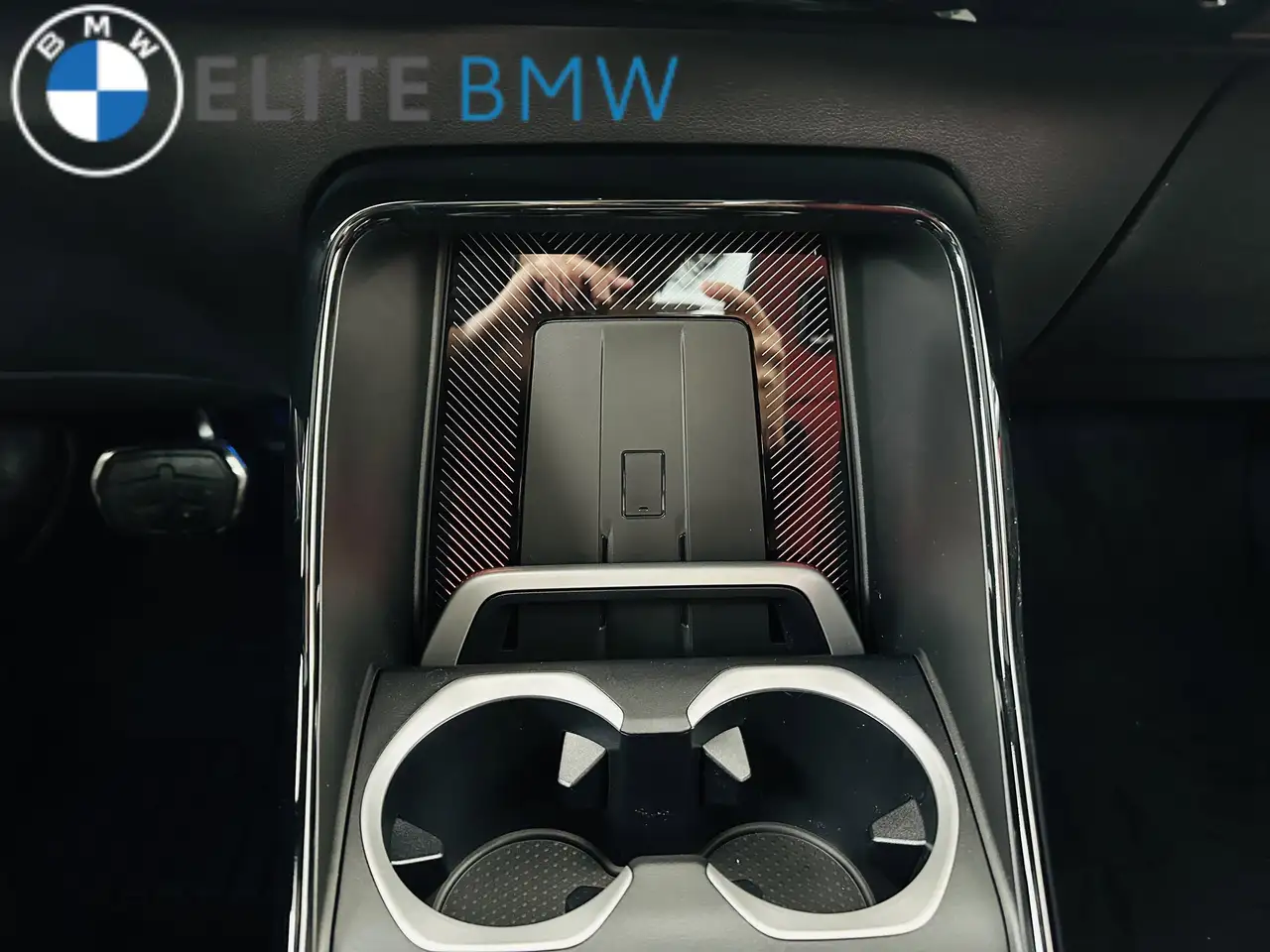 BMW X1 снимка BMW X1