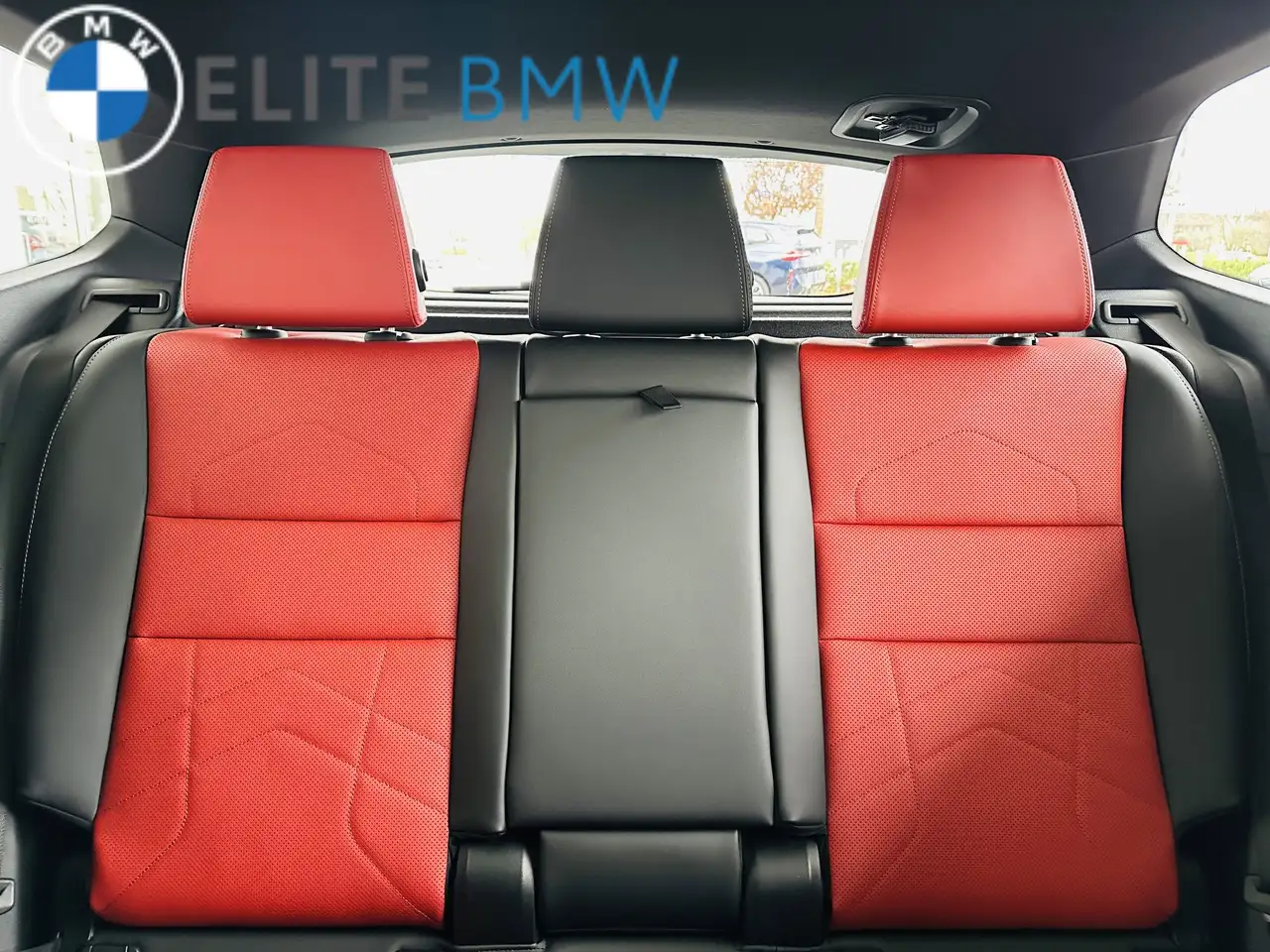 BMW X1 снимка BMW X1