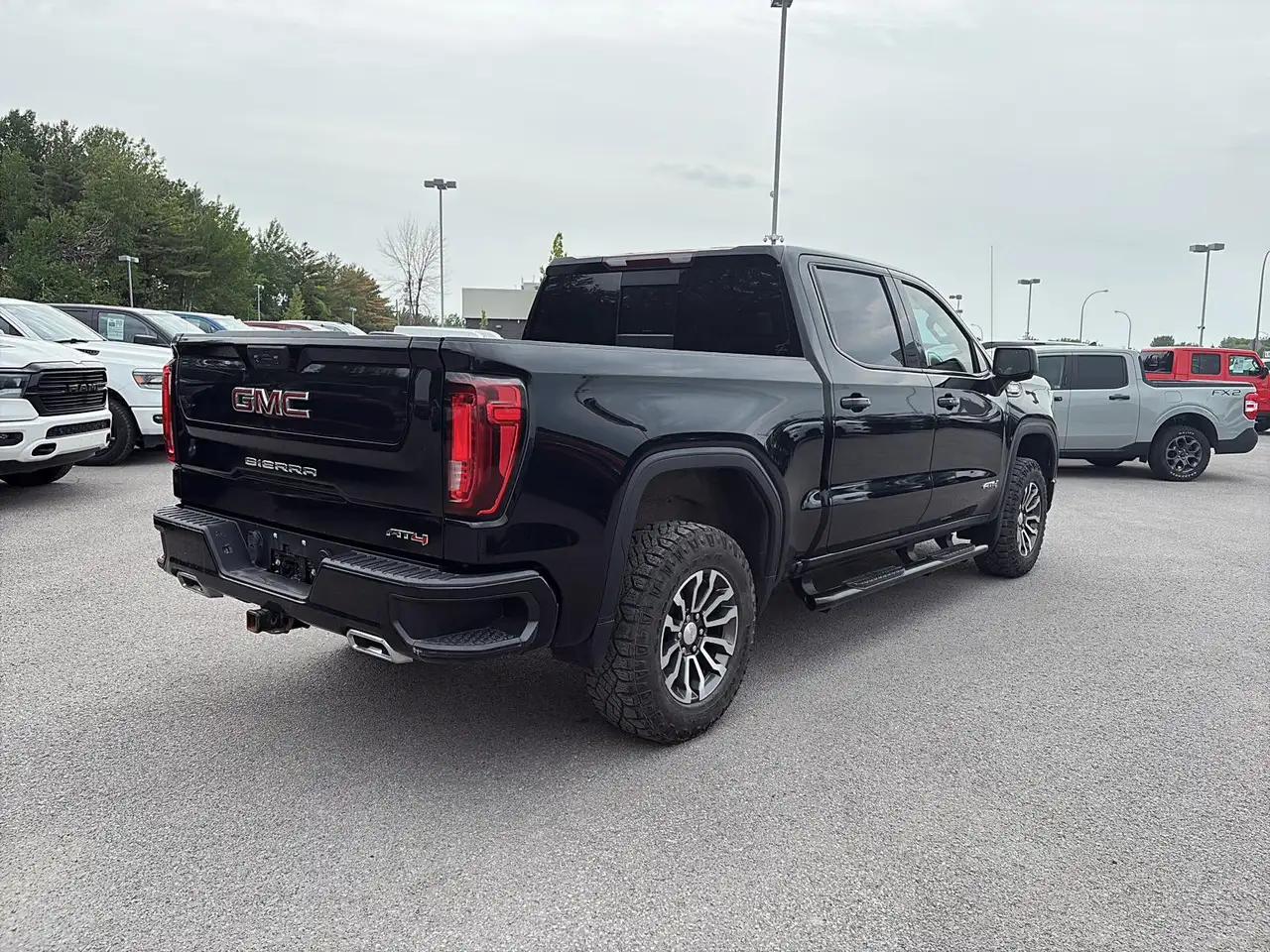 GMC Sierra 1500 photo GMC Sierra 1500