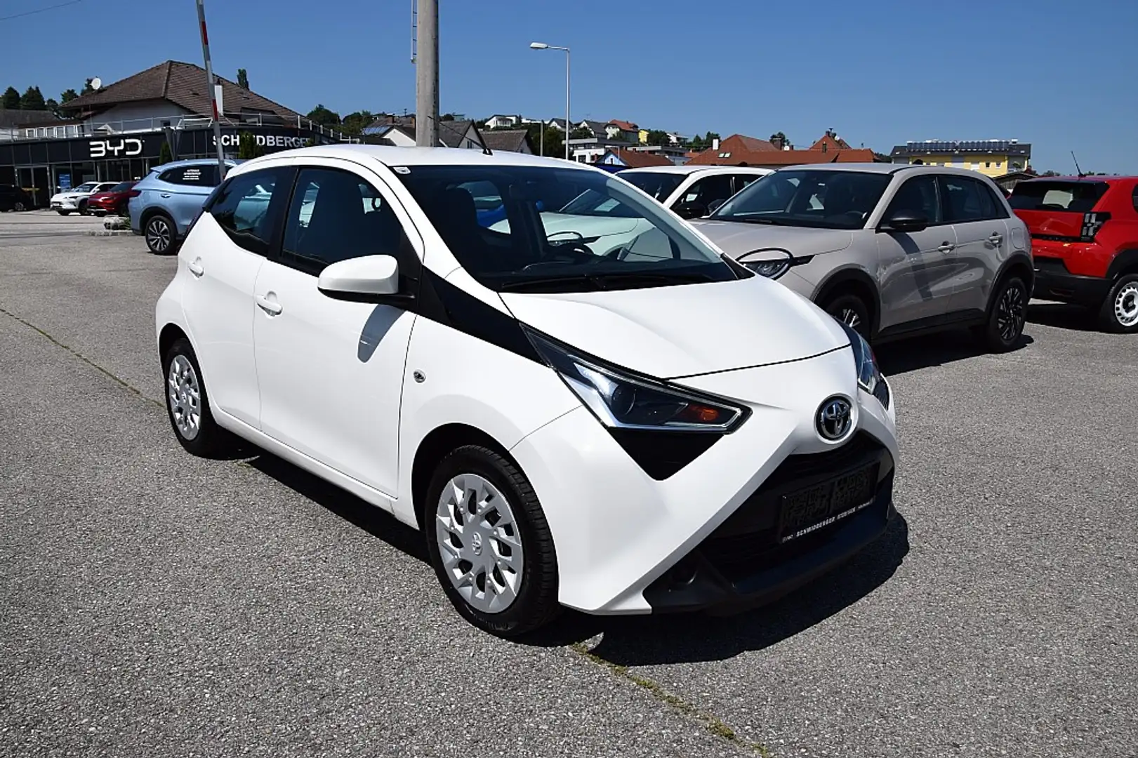 Toyota Aygo 1,0 VVT-i x-play Weiß - 2
