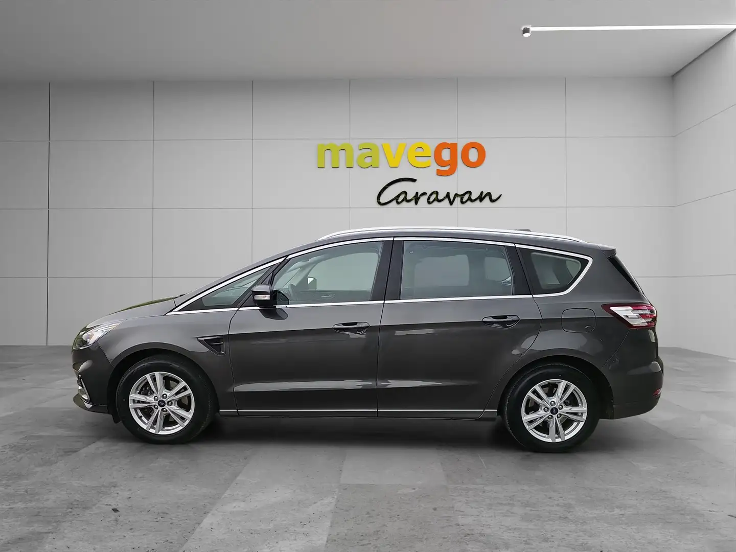 Ford S-Max Titanium 2.0 EcoBlue SCR Grijs - 2