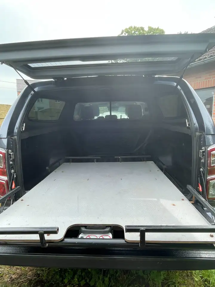 Isuzu D-Max 2021