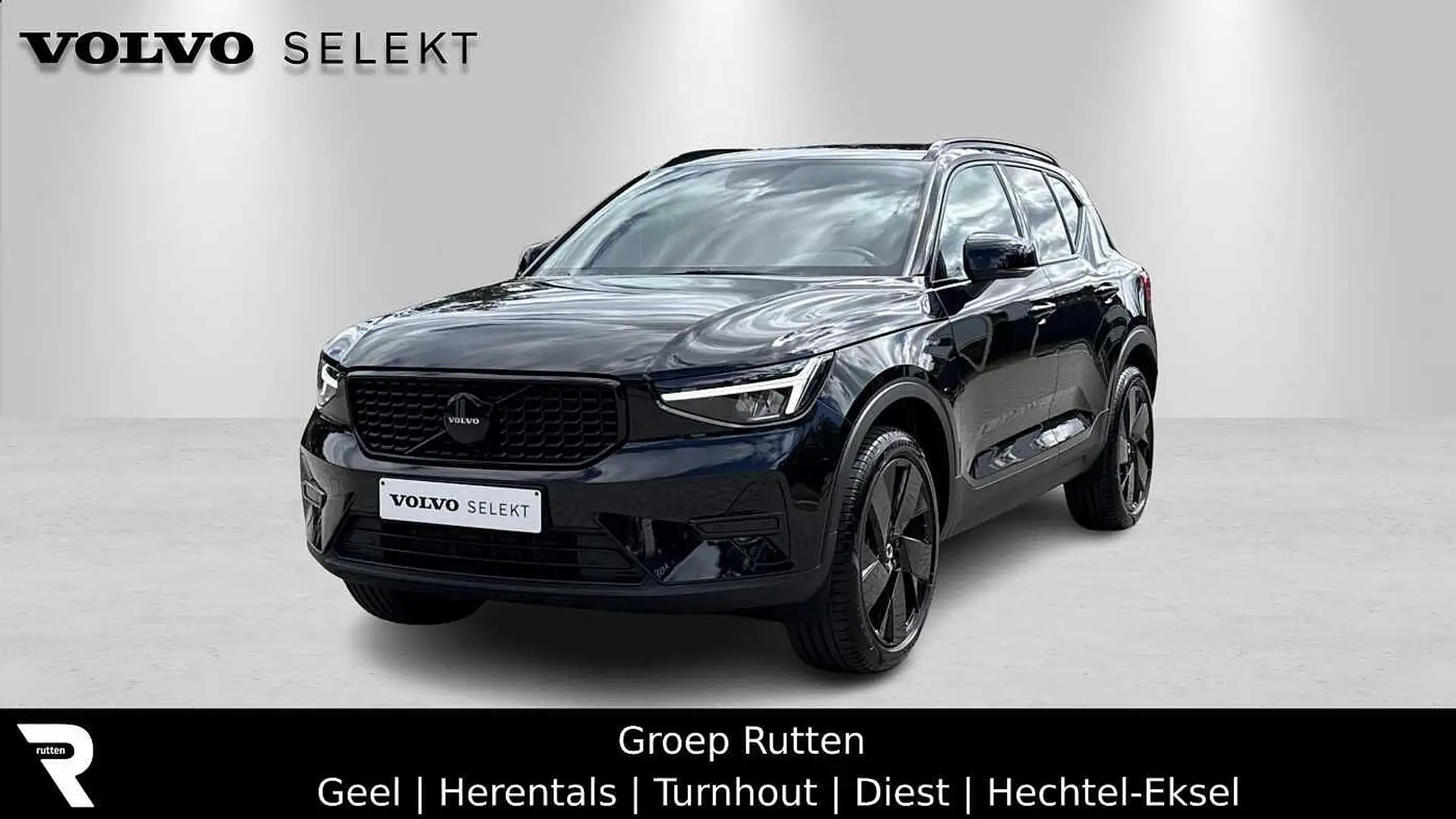 Volvo XC40 B3 AUT Black Edition Plus Noir - 1