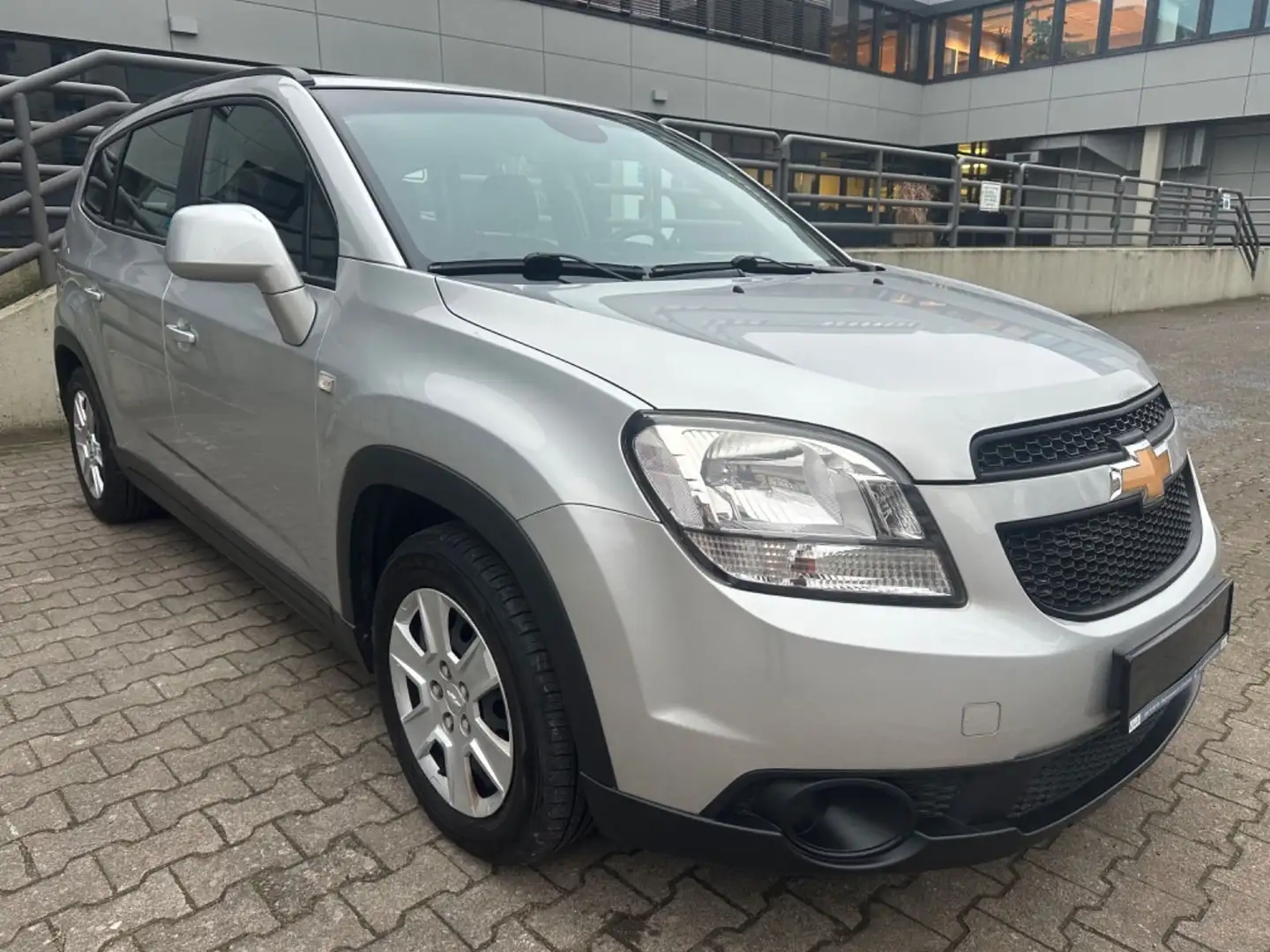 Chevrolet Orlando Orlando 1.8 LS+ 7 SITZER Silver - 1
